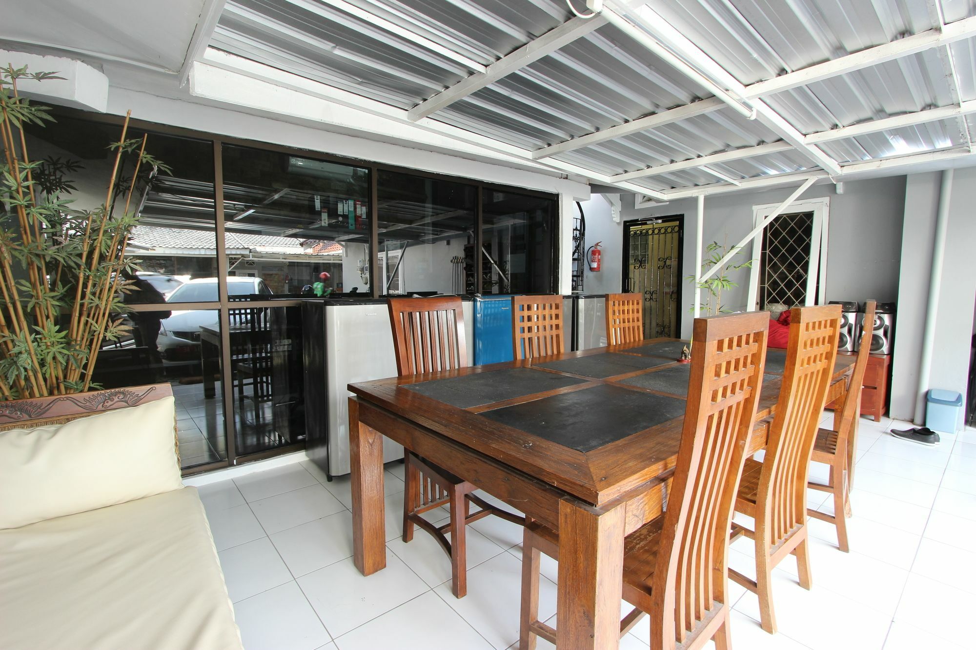 Reddoorz Near Gejayan Hotel Kejayan Exterior photo